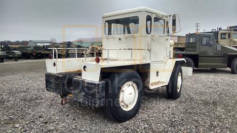 MB-4 American Coleman Aircraft Tug Tractor (AT-800-08)